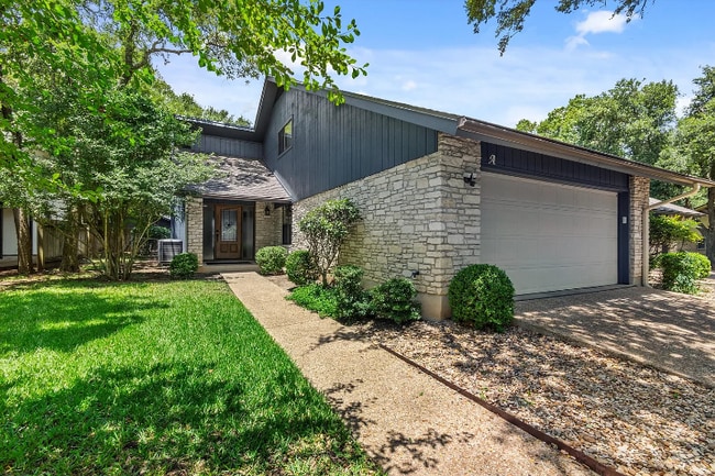 Photo - 8606 Mesa Dr