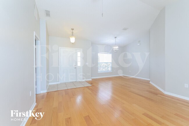 Photo - 506 Cardinal Dr