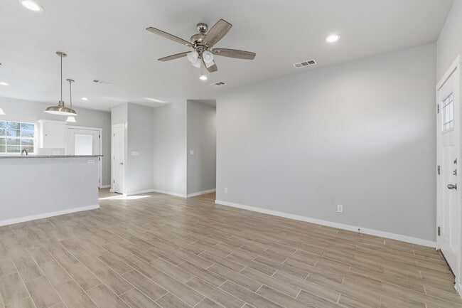 Photo - 4705 Washington St Casa