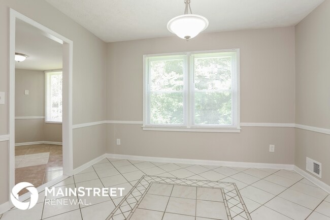 Photo - 1600 Devon Ct