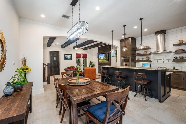 Photo - 246 Brahan Blvd