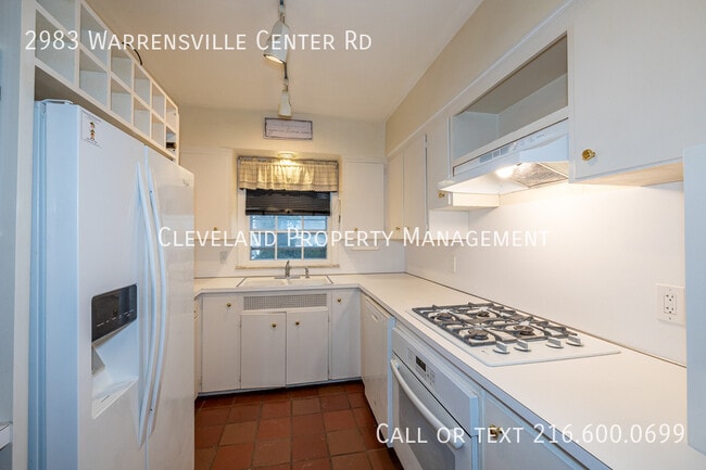 Photo - 2983 Warrensville Center Rd