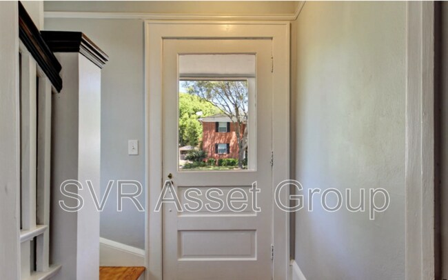 Photo - 1758 Greenwood Ave