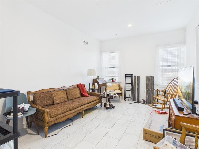 Photo - 1010 W 26th St Unit 511