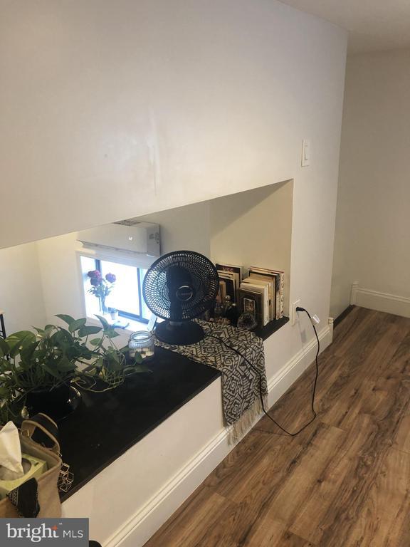 Photo - 838 Corinthian Ave