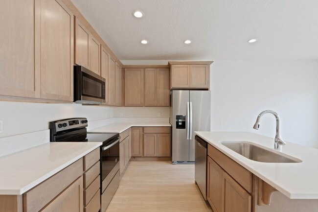 Photo - 3570 Blaze Loop