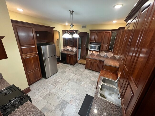 Cocina - 3457 Arsenal St Unidad ArsenalArkansas 2nd Floor