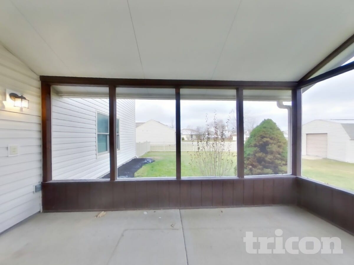 Photo - 1197 Kinross Dr
