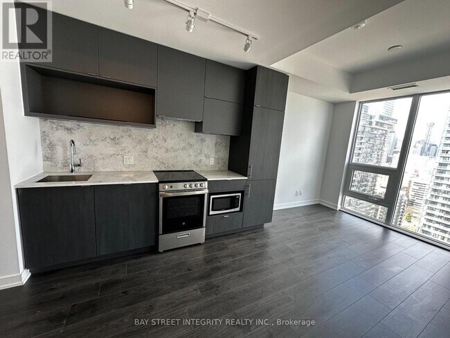 Photo - 100 Queen St E Unit 2902