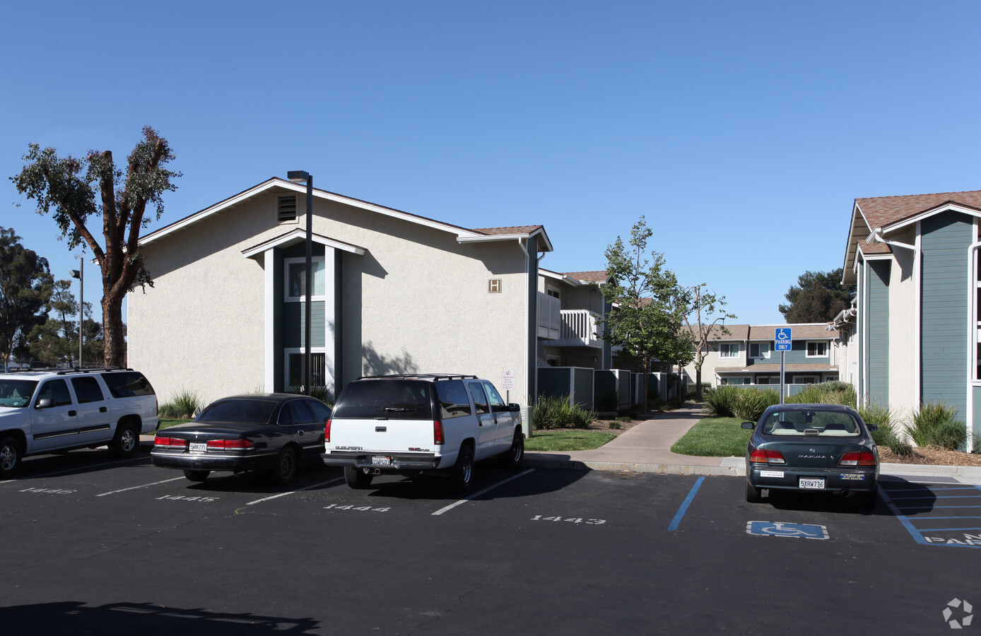 Photo - Montecito Village Apartments