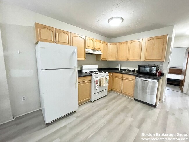 Photo - 84 Hammond St