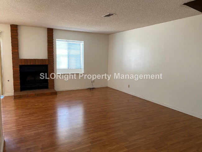 Photo - AVAILABLE SEPTEMBER- 2 Bedroom/ 2 Bathroom Condo In Laguna Lake Area Unit 18