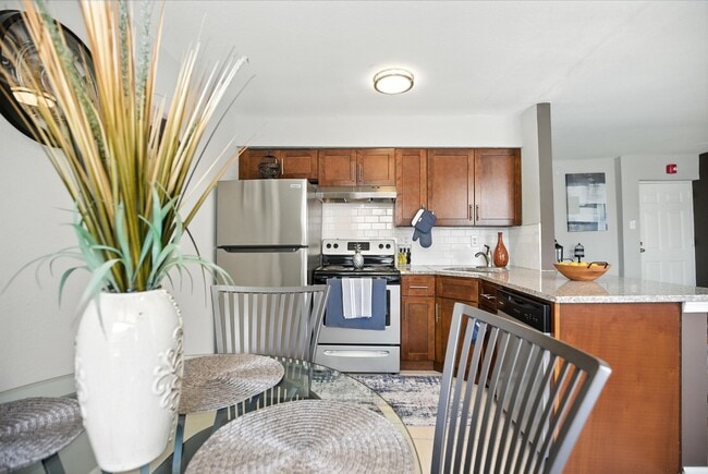 Photo - Northbrook Apartments