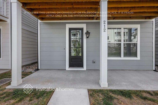 Photo - 647 Vernon Ave