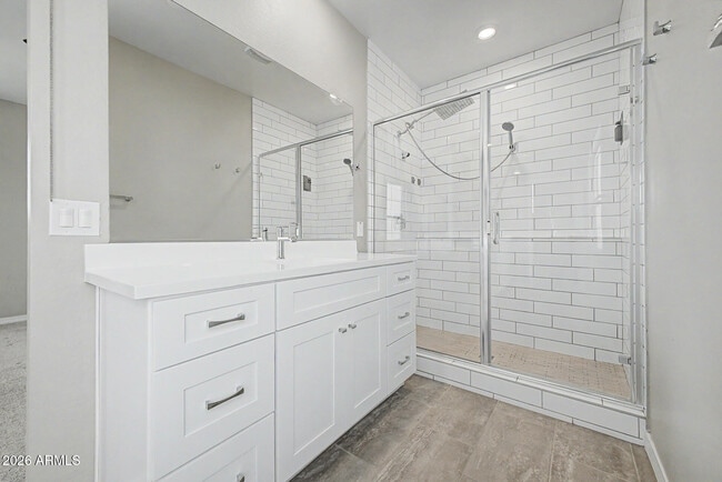 291 E Markwood Dr