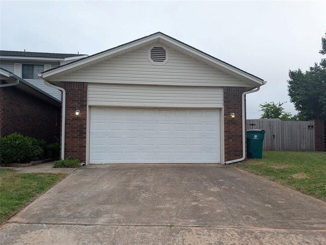 Building Photo - 12925 Carrie Ct Rental