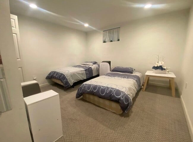 Building Photo - 59 Nottinghill Rd Unit B