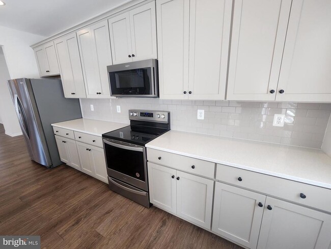 Photo - 12 Stafford Pl