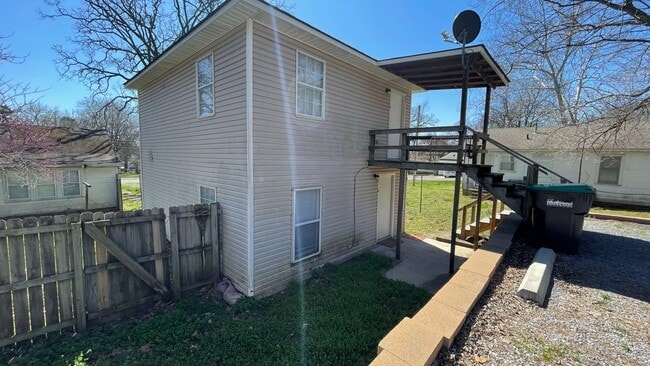 Photo - 703 Goingsnake St Unit 1