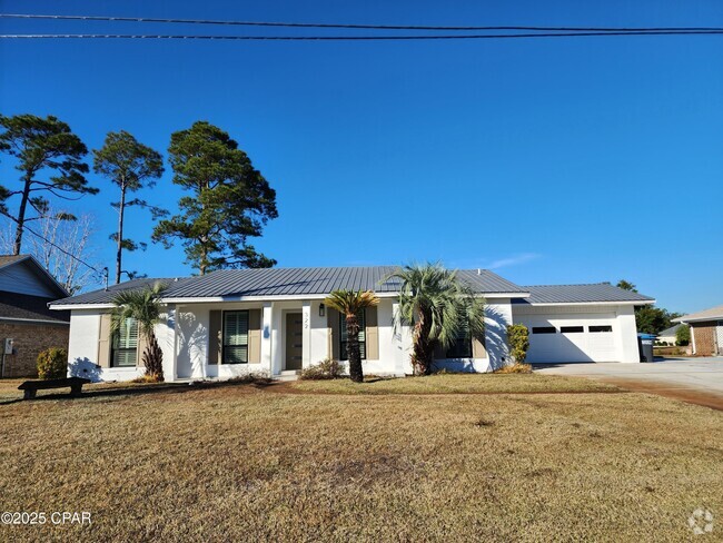 Building Photo - 322 Greenwood Cir Rental