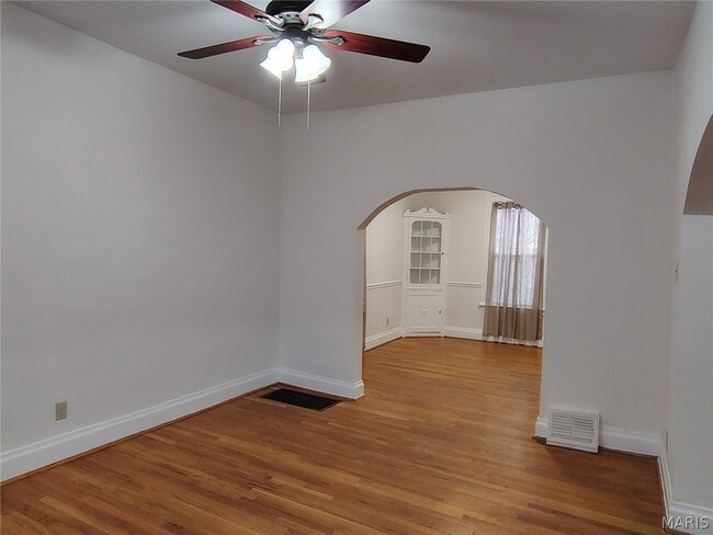 Photo - 3246 S Big Bend Blvd