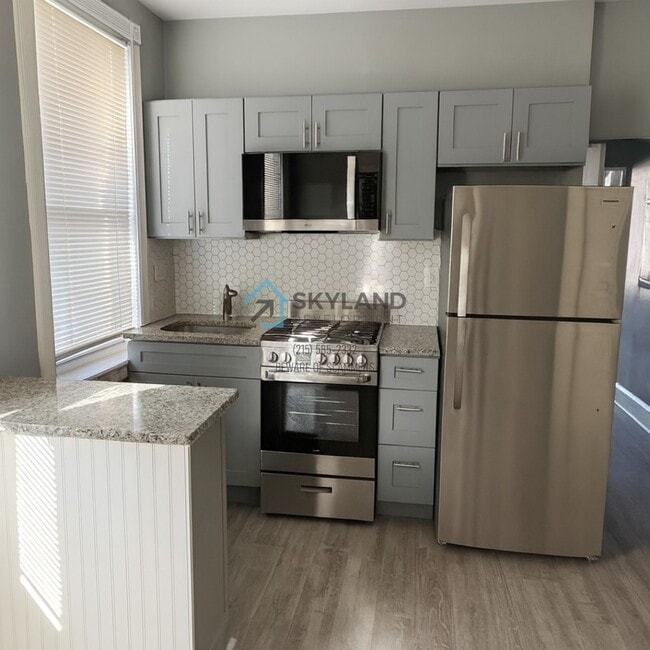 Building Photo - 4933 N Camac St Rental