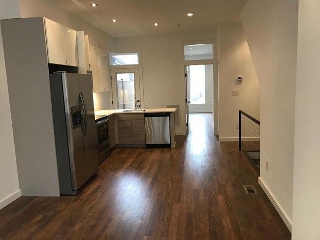 Photo - 40 Randolph PL NW Unit B