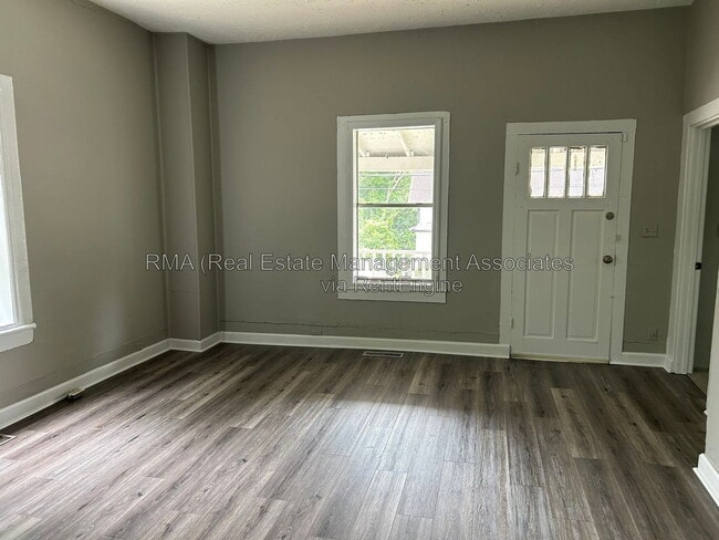 Photo - 507 W Cherry St
