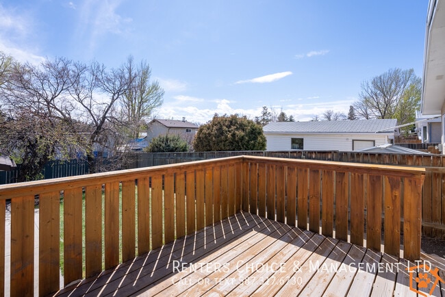 Photo - Pet Friendly Half Duplex Near Henderson Lake & Exhibition Park
