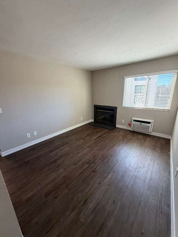 Photo - 6755 Mission Gorge Rd