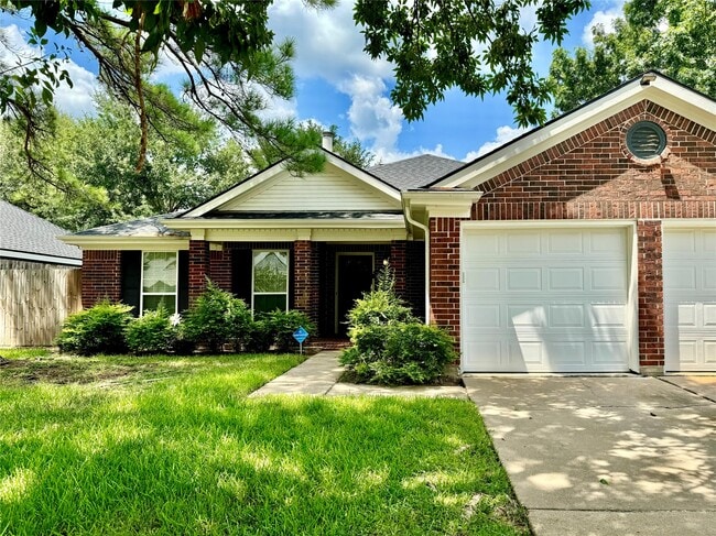 Photo - 17410 Saxon Dr Casa