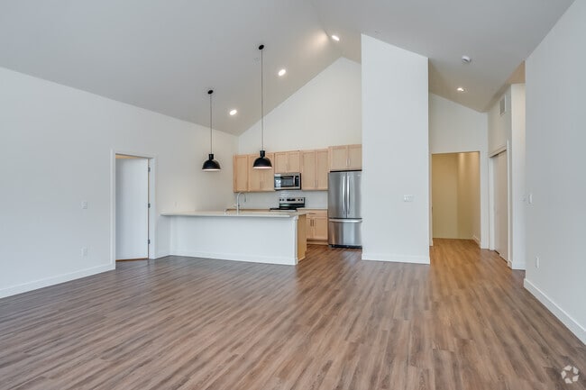 2BR, 2BA - 1,362SF - Living Room