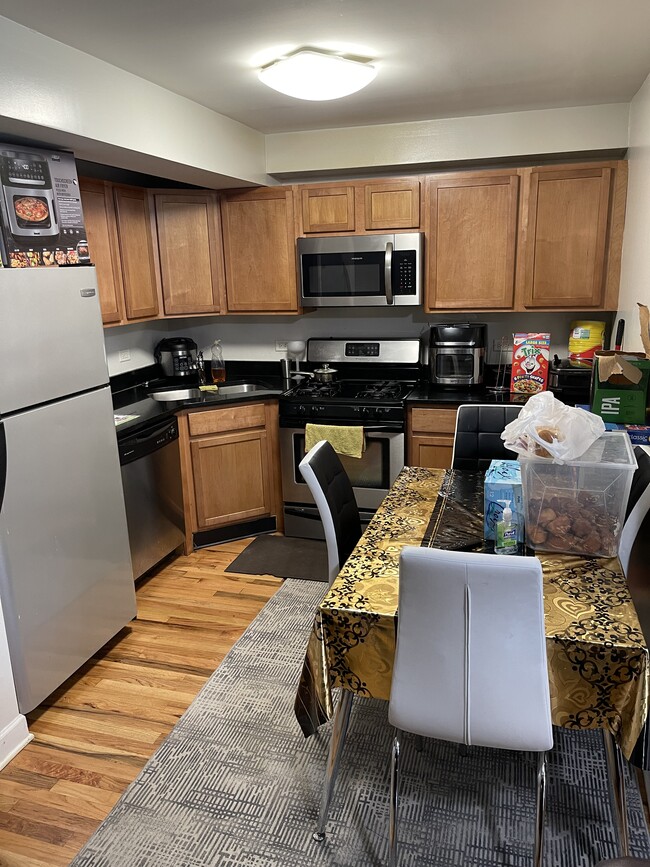 Building Photo - Residences At Ridge (6424) Unit 1D