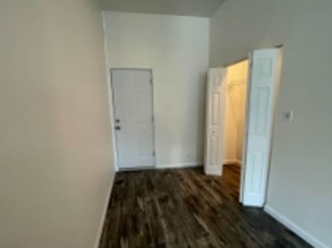 Photo - 34-36-36 Albany Ave Unidad 1