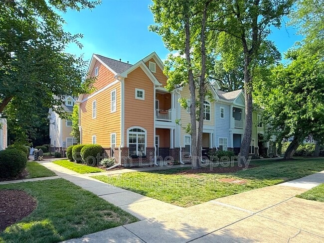 Building Photo - 1559 Pecan Ave