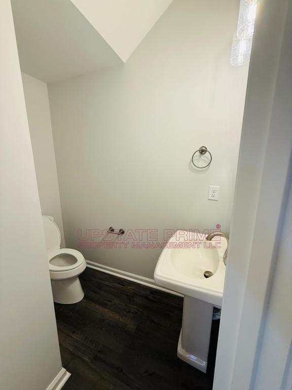 Photo - 610 Poinsett Bridge Wy