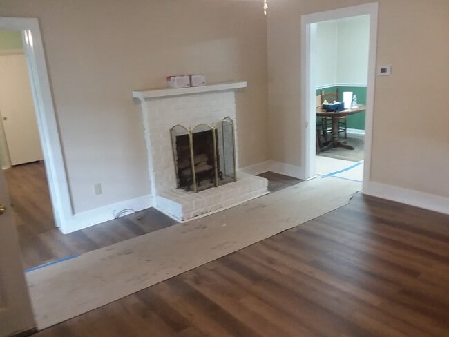 Photo - 340 W Blue Ridge St