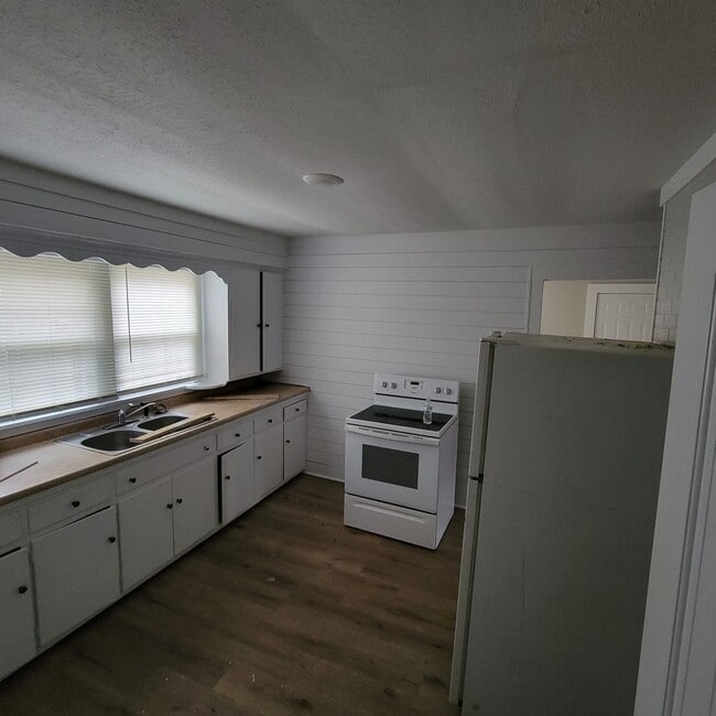 Photo - 3/1 House- Sparta City Limits