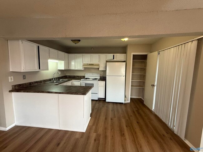 Photo - 3925 Highridge Dr SW Unit A