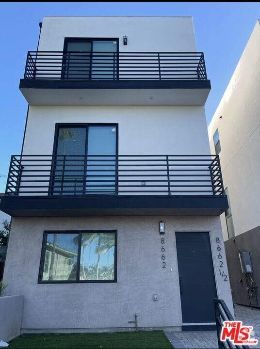 Building Photo - 8662 Cadillac Ave Rental