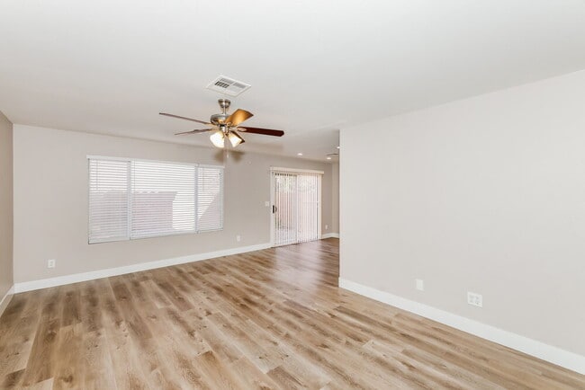 Photo - 8064 Torremolinos Ave