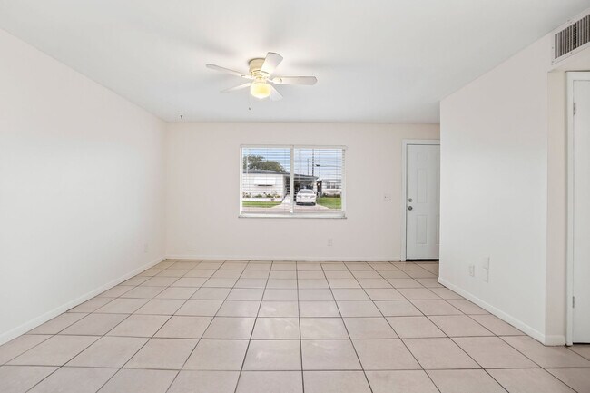 Photo - 1285 S Betty Ln