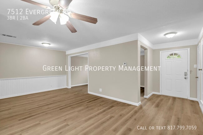 Photo - 7512 Evergreen Rd