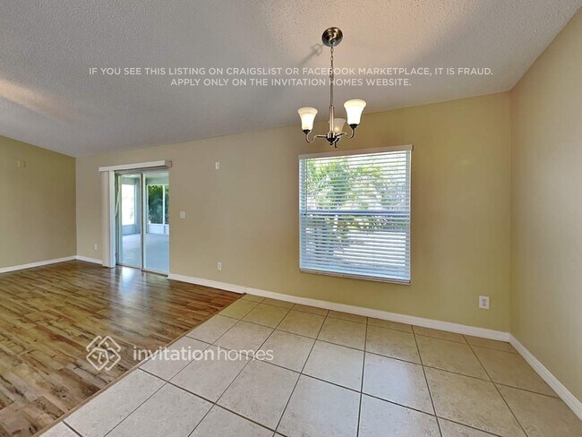 Photo - 1633 Laramie Cir