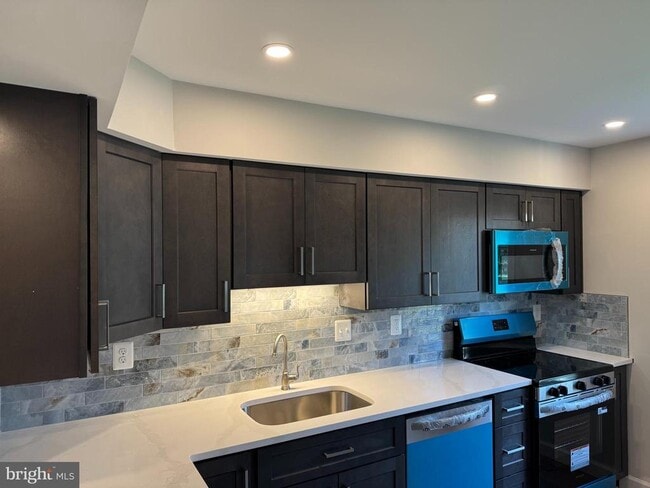 Building Photo - 15 Ballyhaunis Ct