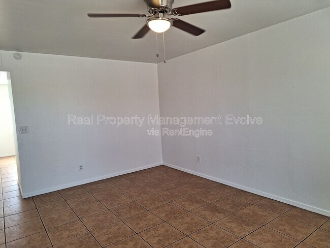 Photo - 3059 W Acapulco Ln