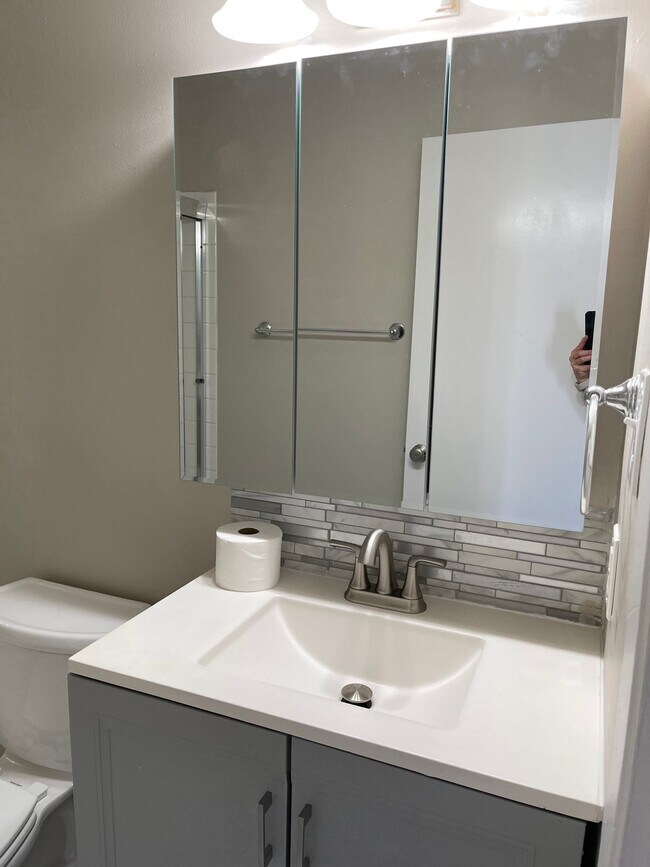 2171 Peach St Unit 2