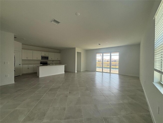 Photo - 7869 Lakes Edge Ln