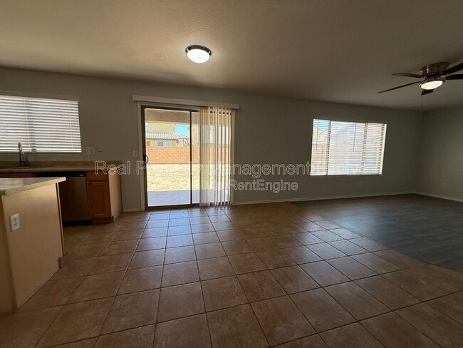 Photo - 9530 W Williams St