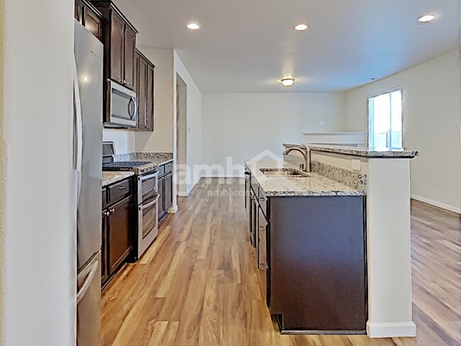 Photo - 14017 67th Ave E